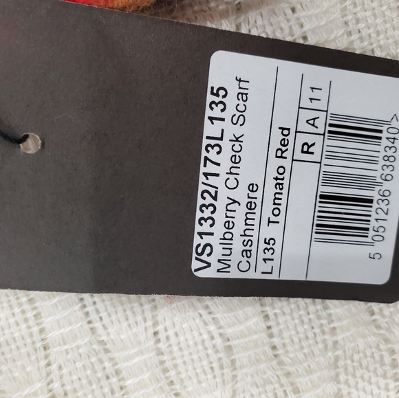 Mulberry Scarf - Picture 3 of 5